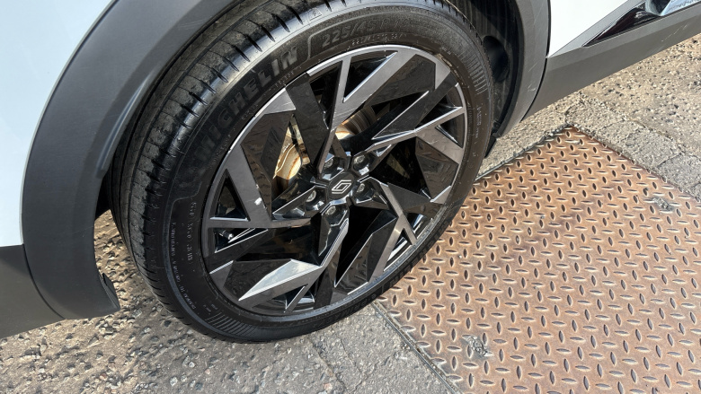 Renault Symbioz 1.6 E-Tech FHEV 145 Iconic Esprit Alpine 5dr Auto Hybrid Estate